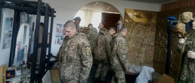 Музейна шефська допомога військовим: цікаве дозвілля для захисників України — фото 5