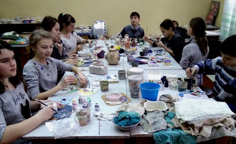 Музей історії міста запрошує в "Казковий світ кераміки руками дітей" — фото 4