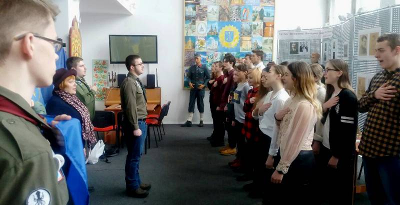Турнір з настільної гри "Українська революція" між командами учнівської молоді — фото 1