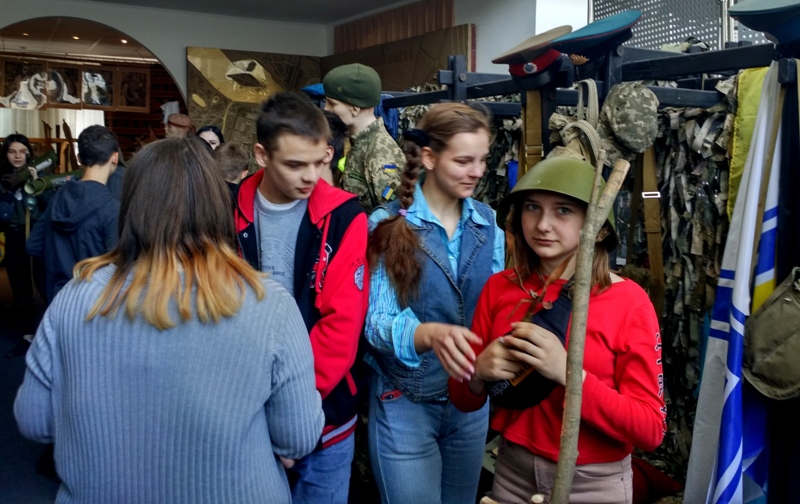 Екскурсійним днем відкрився туристичний сезон у Хмельницькому — фото 16
