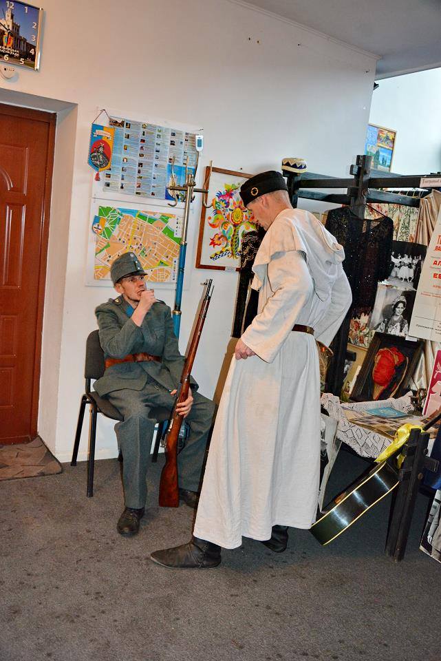 Вінтажне задоволення у вигляді історичної костюмованої вечірки — фото 38