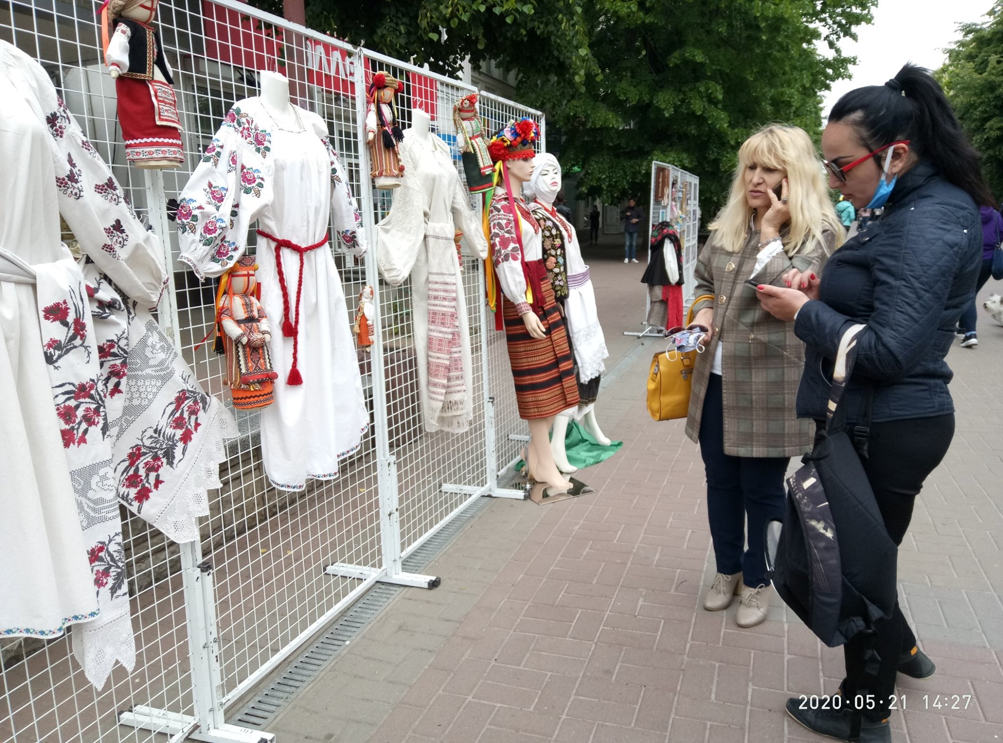 День вишиванки на Проскурівській - від музею історії міста Хмельницького — фото 7