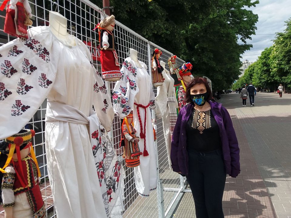 День вишиванки на Проскурівській - від музею історії міста Хмельницького — фото 9