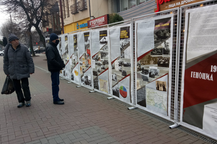 ГАРБУЗЕНЬ, ПУХКУТЕНЬ, КАПУТЕНЬ, ЩО ЗАБРАЛИ ЖИТТЯ КОЖНОГО П’ЯТОГО ПОДОЛЯНИНА… — фото 5