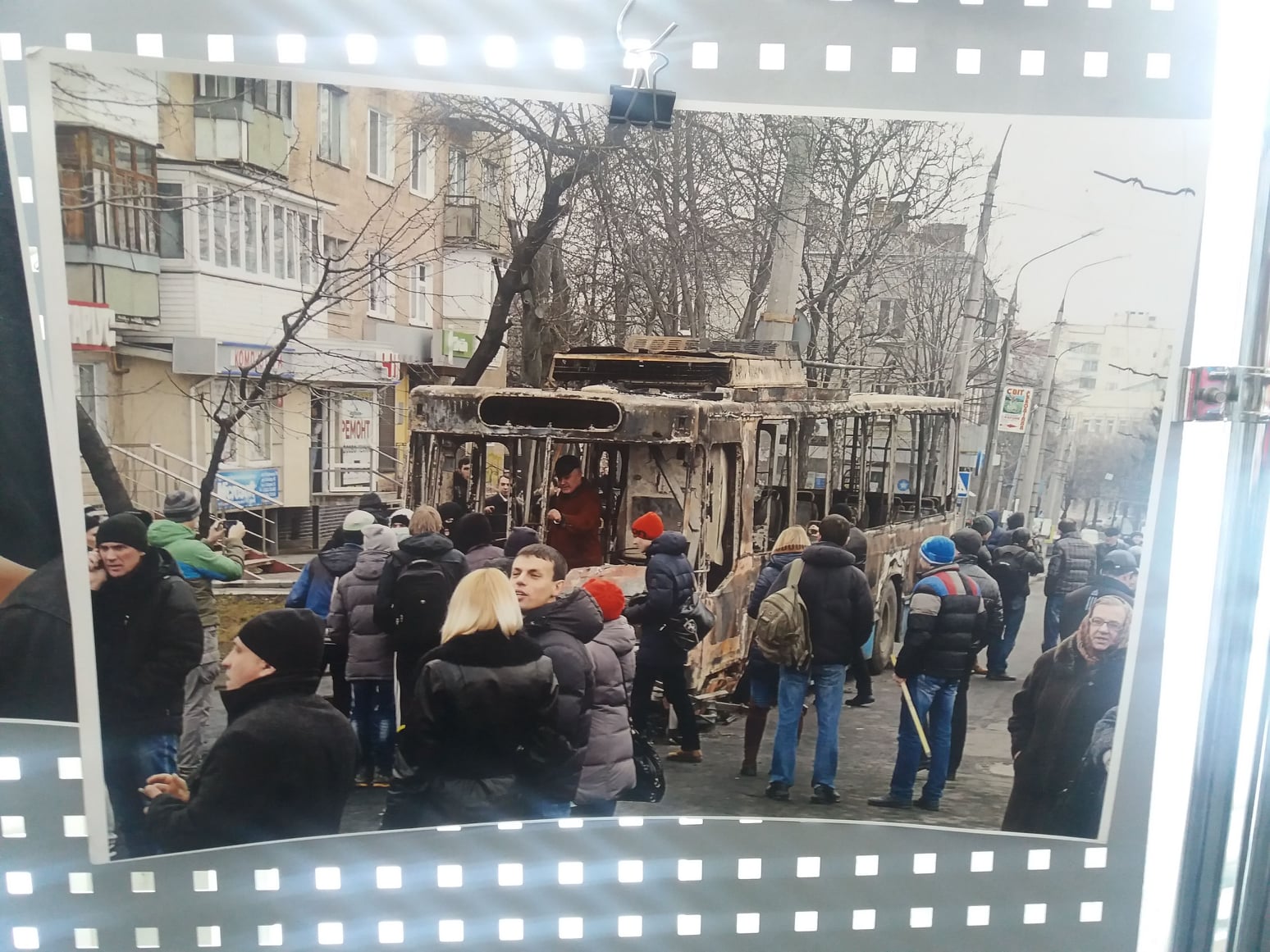 Ретроспективна фотовиставка «Як вистояв Майдан» в МІМХ — фото 3