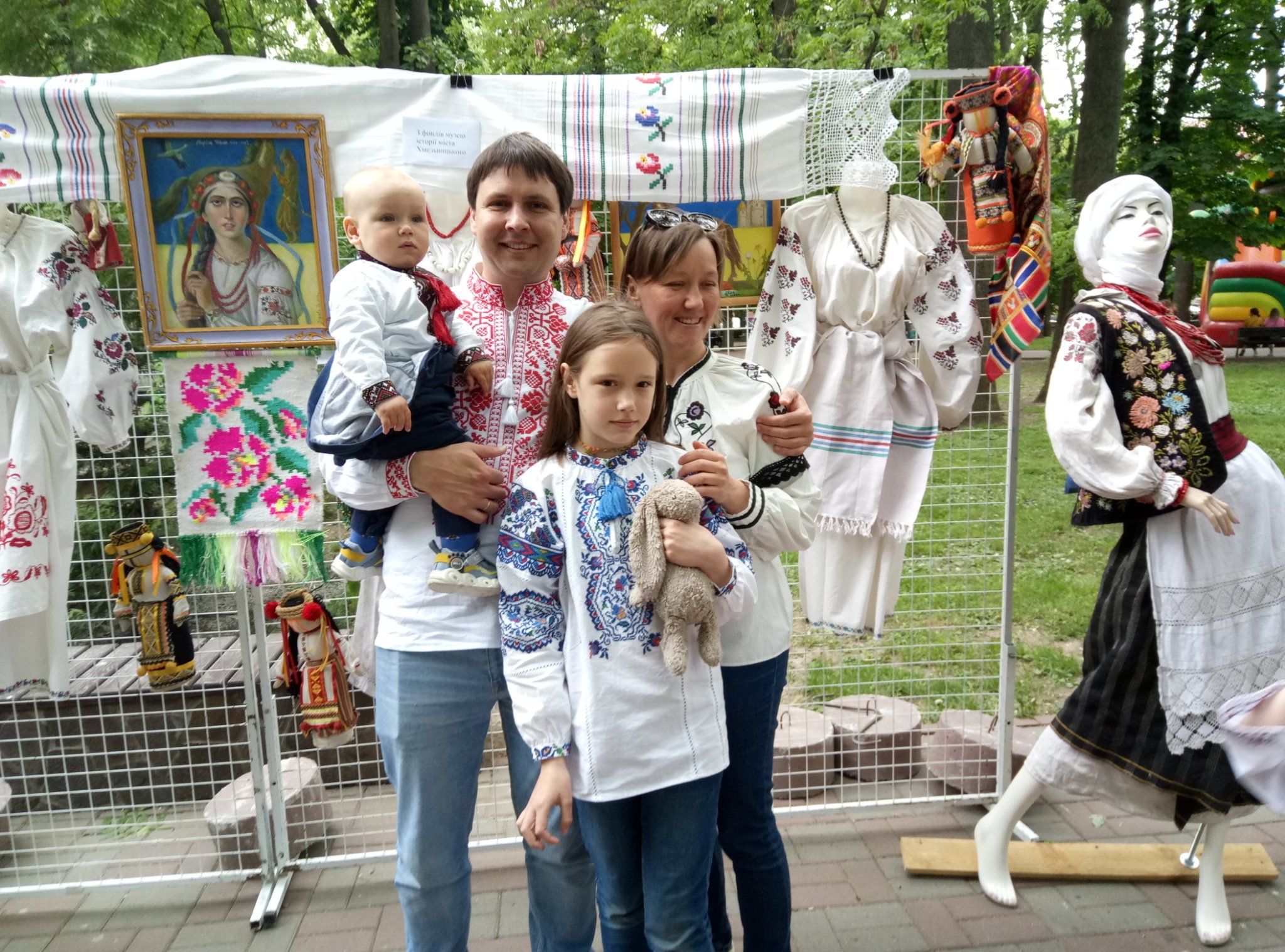 ПОДІЛЬСЬКА ВИШИВАНКА: ПРИЧАСТЯ ВІД ЧИСТИХ ДЖЕРЕЛ — фото 5