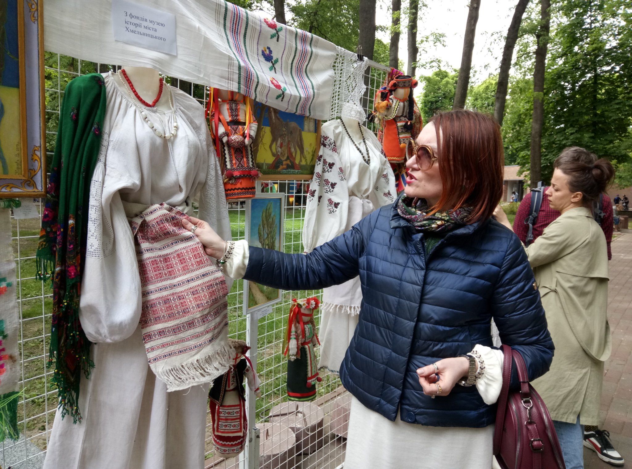 Етнографічна колекція МІМХ просто неба у День вишиванки — фото 4