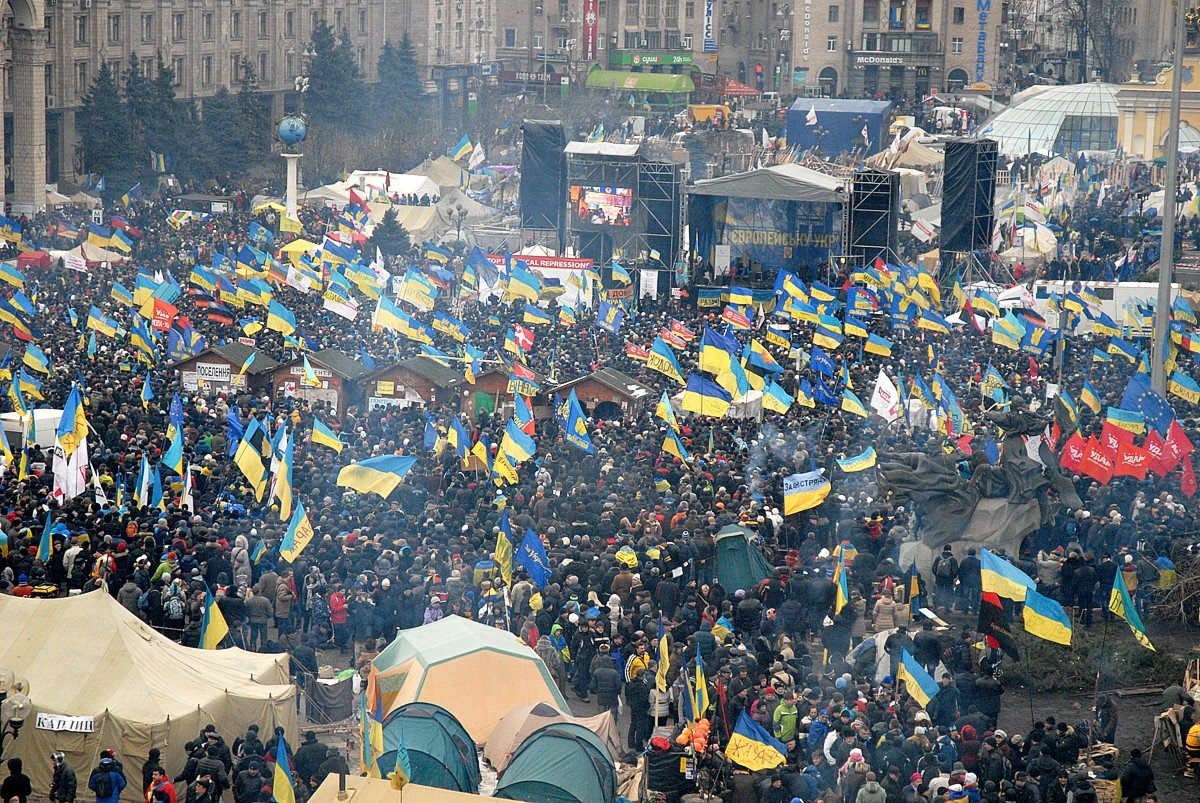 ВИСТОЯЛИ НА МАЙДАНІ – ПЕРЕМОЖЕМО У ВІЙНІ!